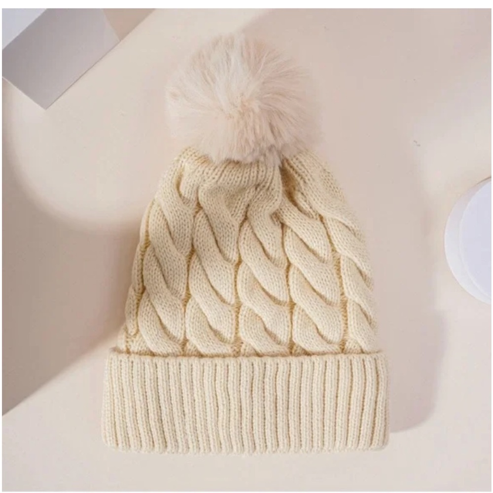 Faux Fur Pom Pom Cable Knit Hat